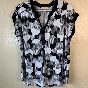 Diana Belle Art To Wear Black White Cap Sleeve Tunic Size XL